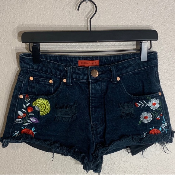 Signature Pants - Faded Black Floral Embroidered Jean Short